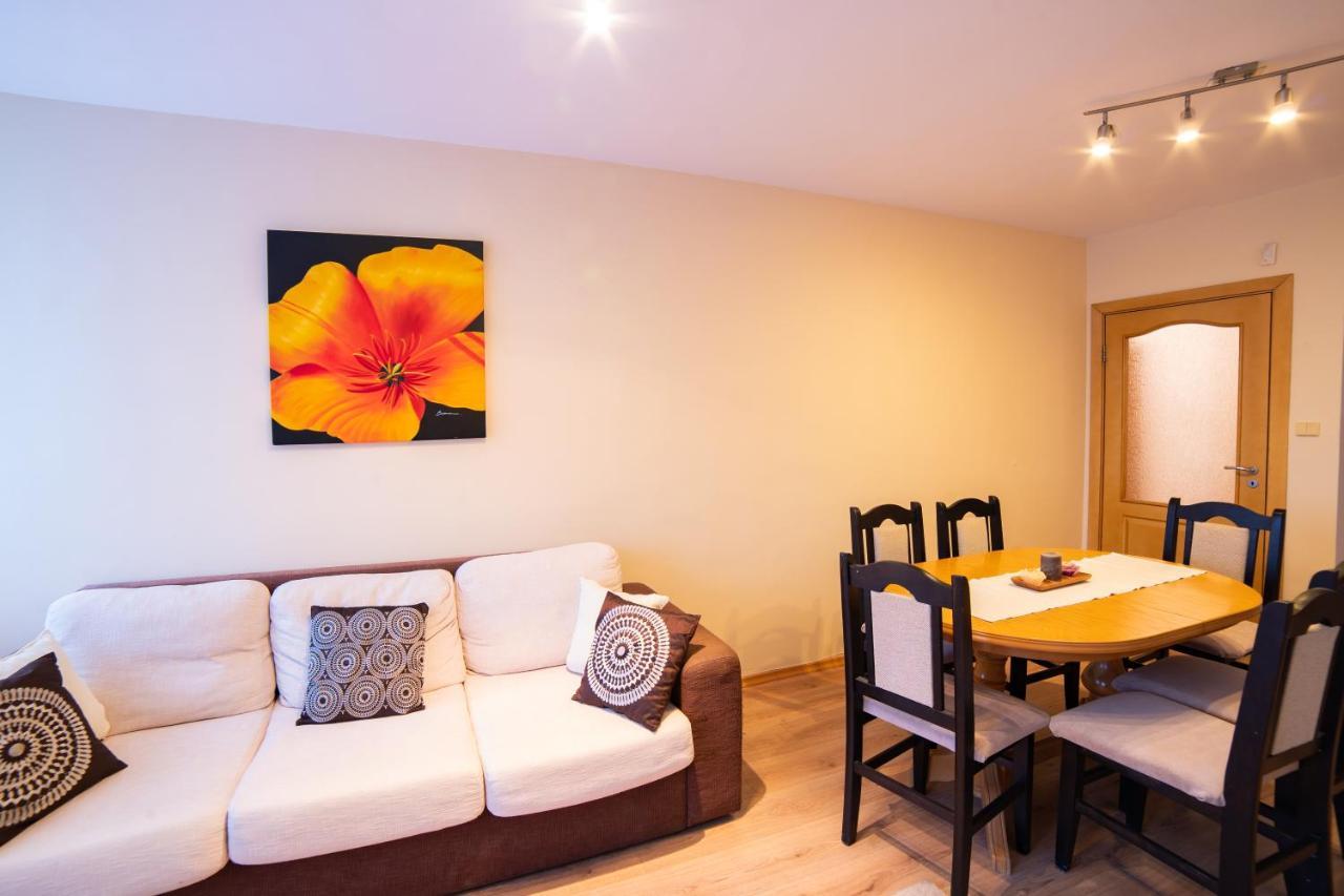 Maisonette Picadilly Warna Exterior foto