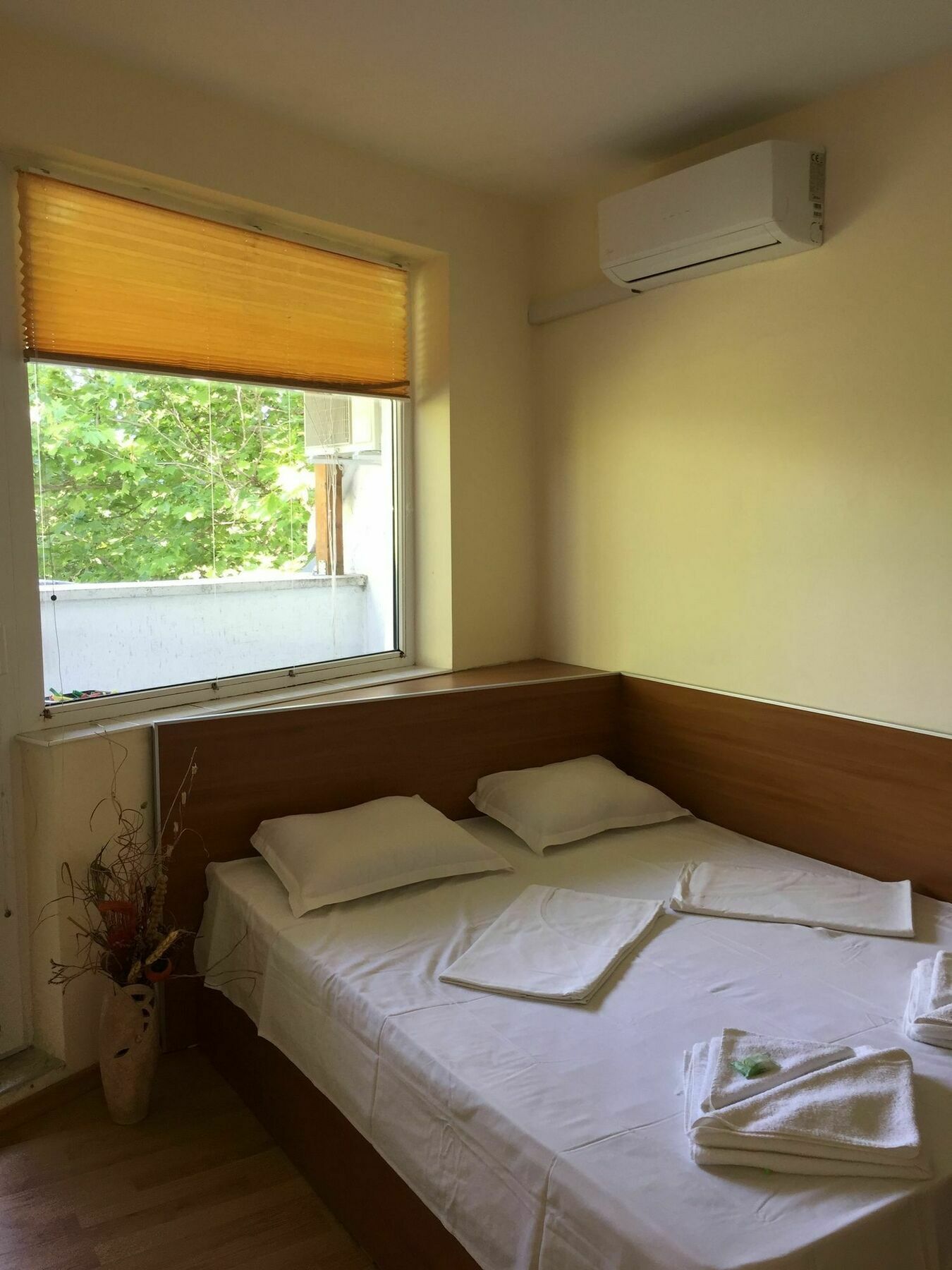 Maisonette Picadilly Warna Exterior foto